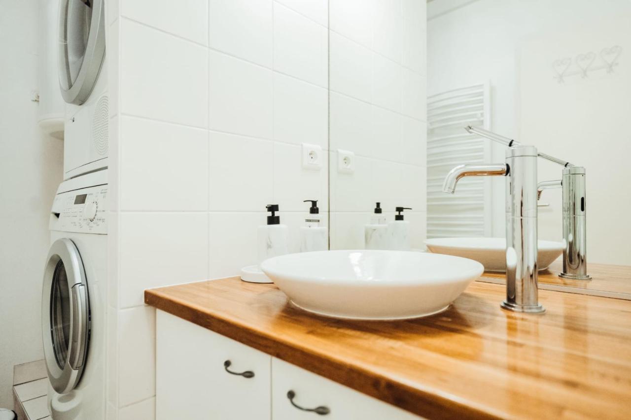Le White Flat Exceptionnel Proche Lac Apartment อานซี ภายนอก รูปภาพ